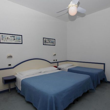 קרביה Hotel Santa Maria מראה חיצוני תמונה